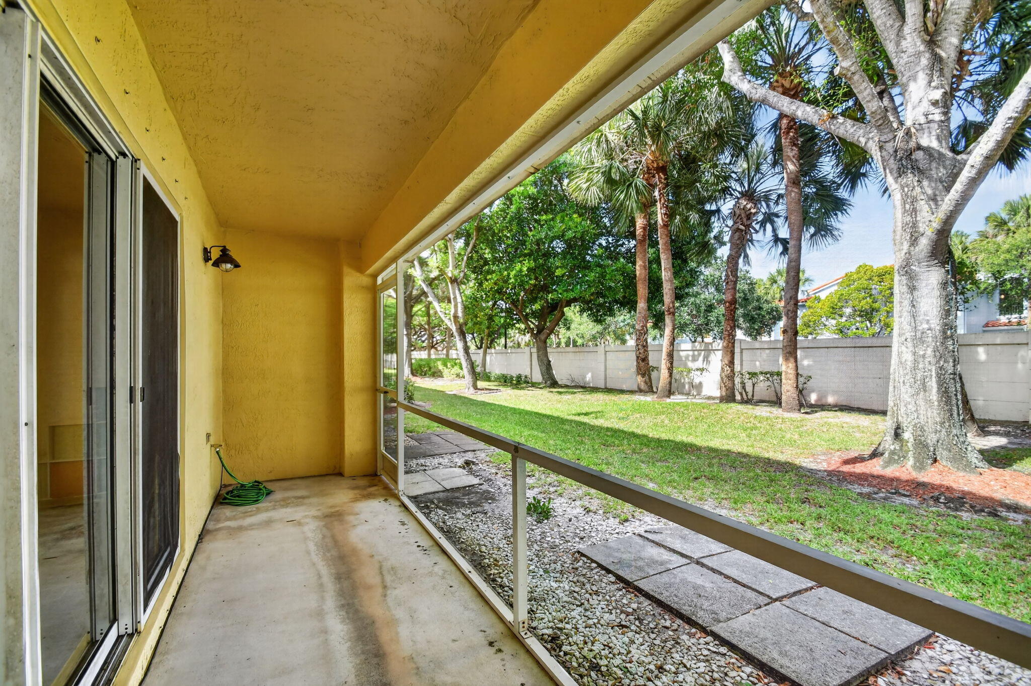 MELEAR - Residential