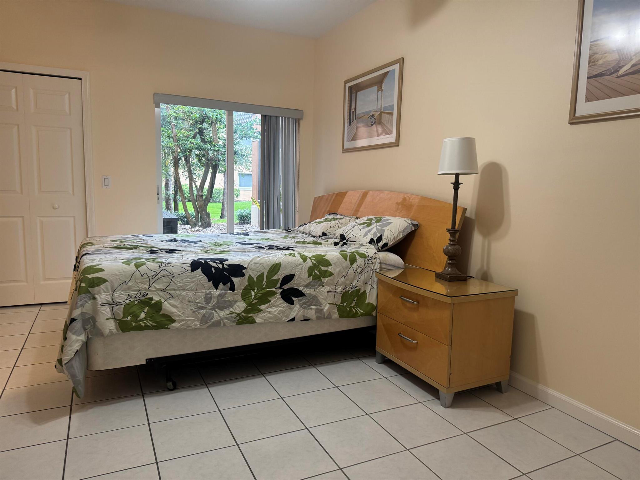 CASTLE PINES CONDOMINIUM - Residential Lease