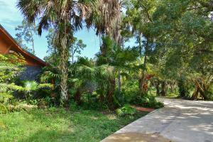 LOXAHATCHEE GROVES - Residential