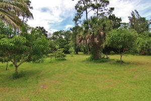 LOXAHATCHEE GROVES - Residential