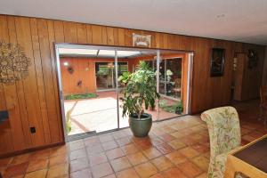 LOXAHATCHEE GROVES - Residential