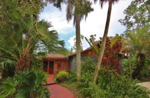 LOXAHATCHEE GROVES - Residential