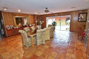 LOXAHATCHEE GROVES - Residential