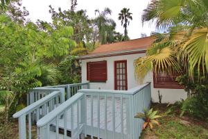 LOXAHATCHEE GROVES - Residential