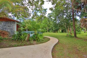 LOXAHATCHEE GROVES - Residential