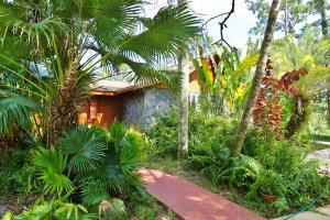 LOXAHATCHEE GROVES - Residential