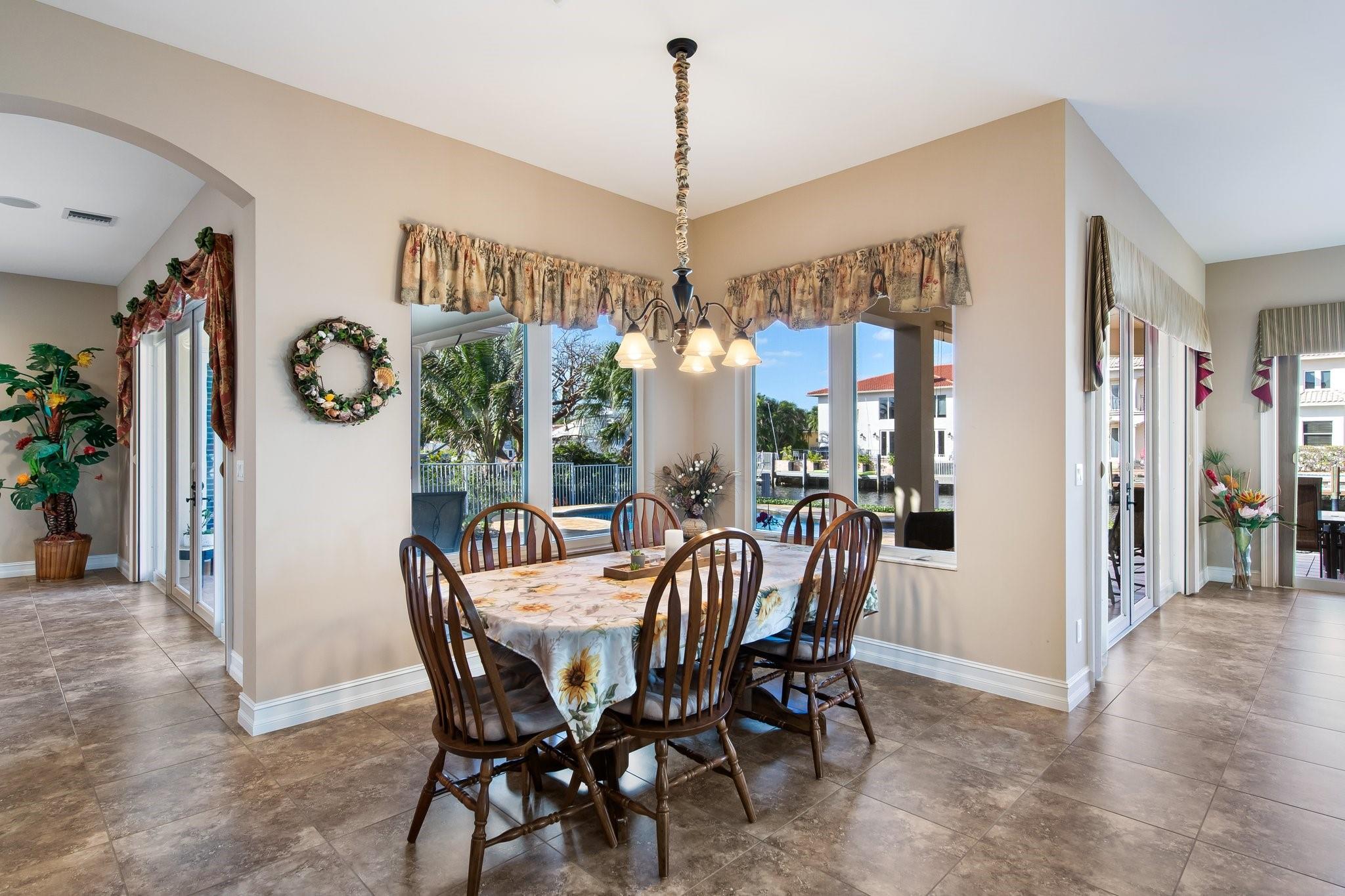 LAUDERDALE SURF & YACHT - Residential