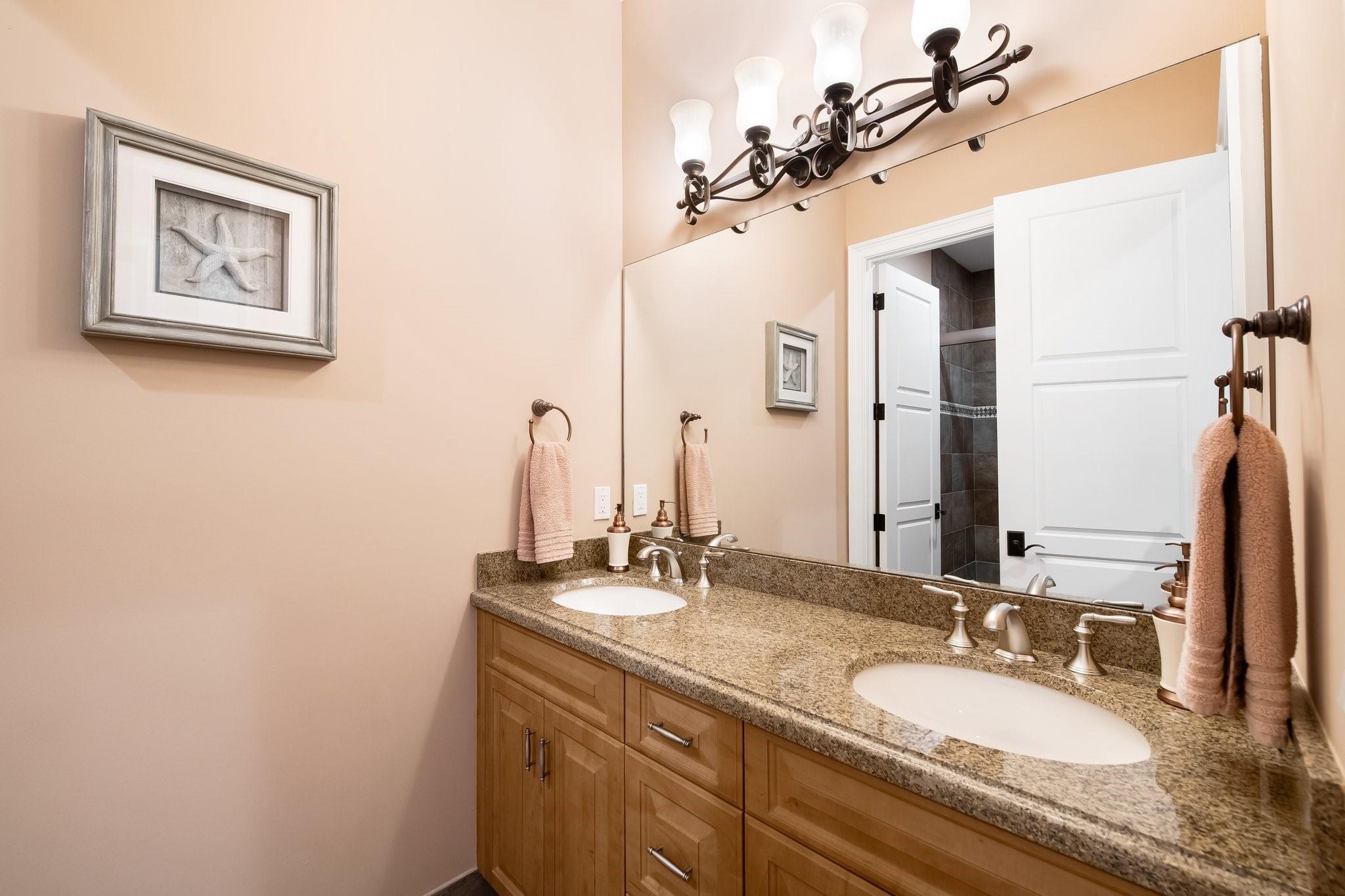 LAUDERDALE SURF & YACHT - Residential