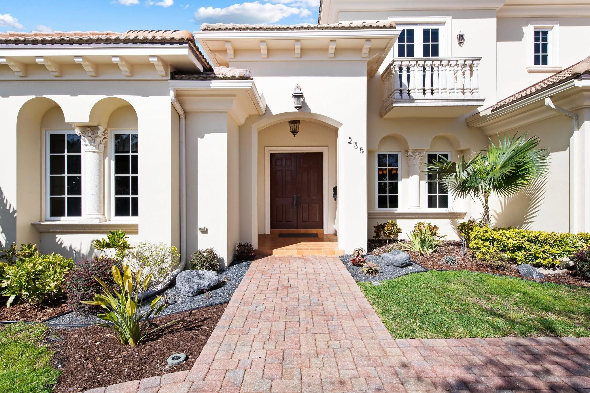 LAUDERDALE SURF & YACHT - Residential