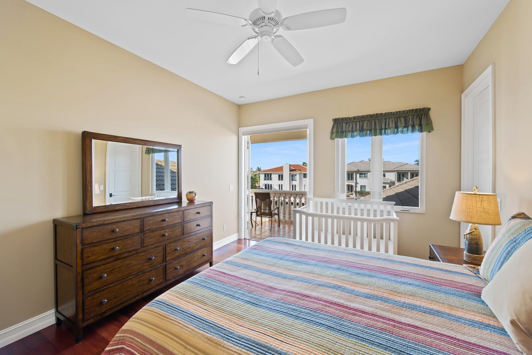 LAUDERDALE SURF & YACHT - Residential