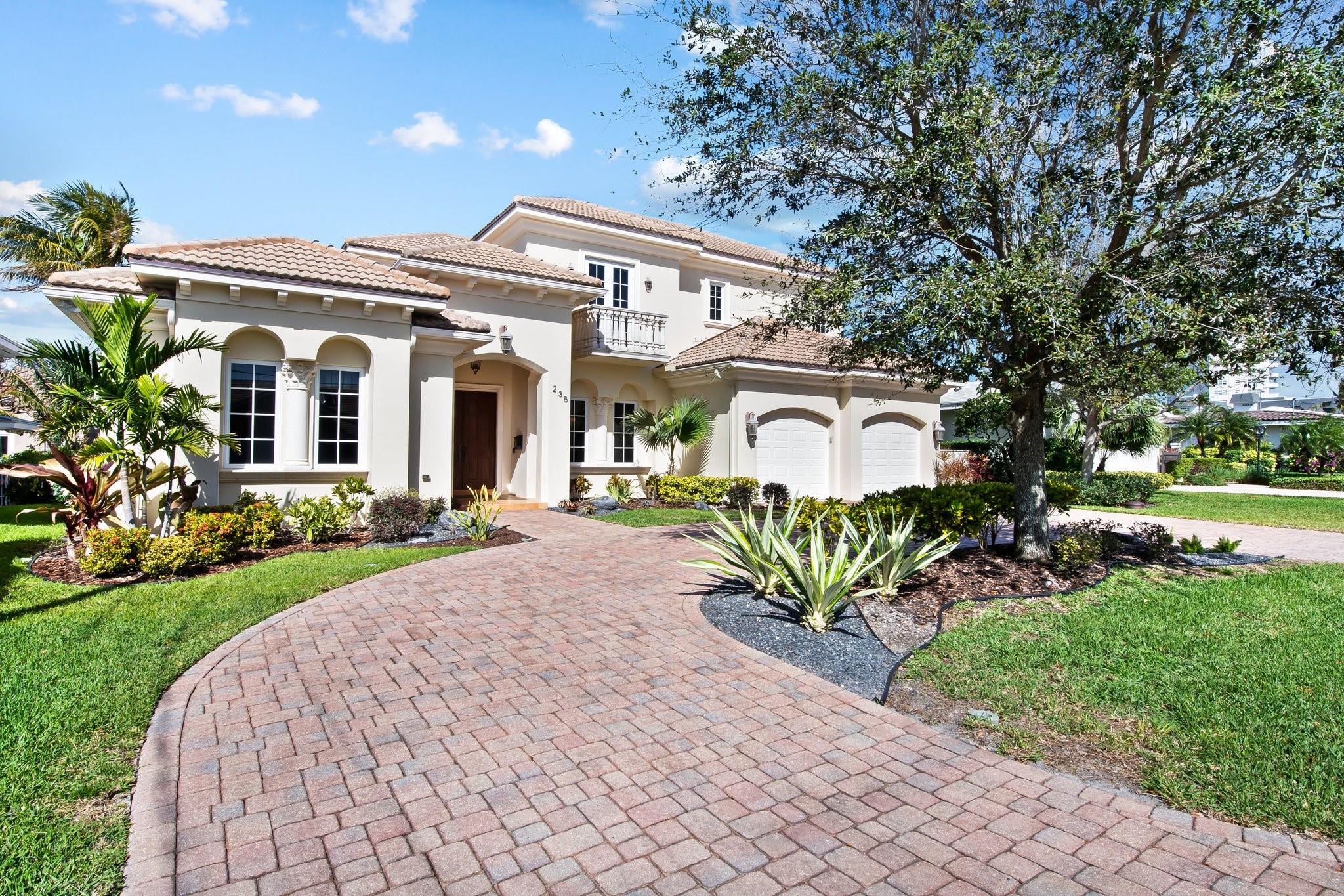 LAUDERDALE SURF & YACHT - Residential