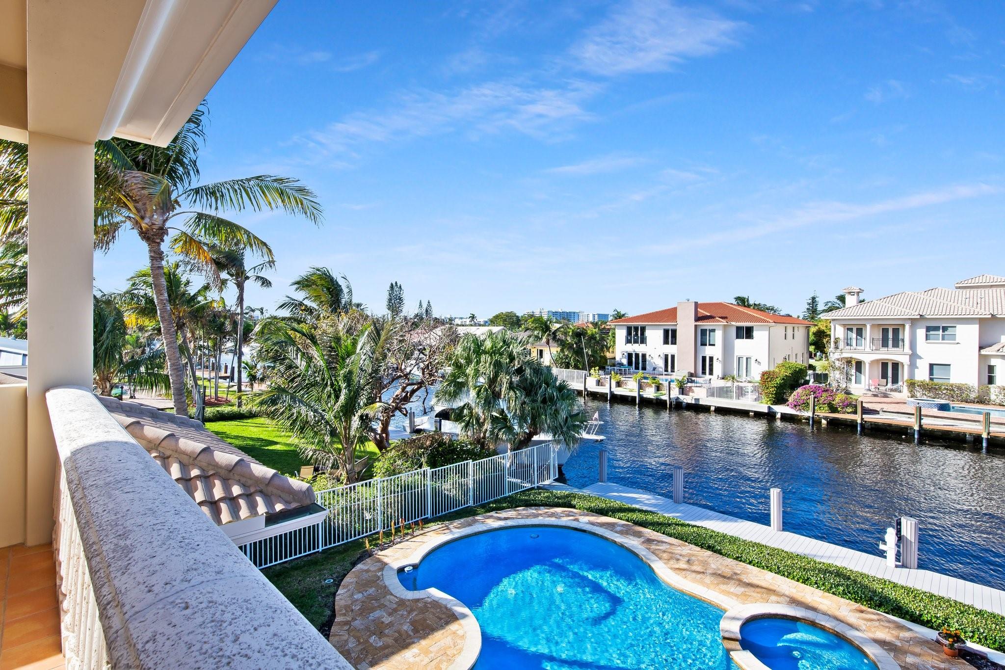 LAUDERDALE SURF & YACHT - Residential