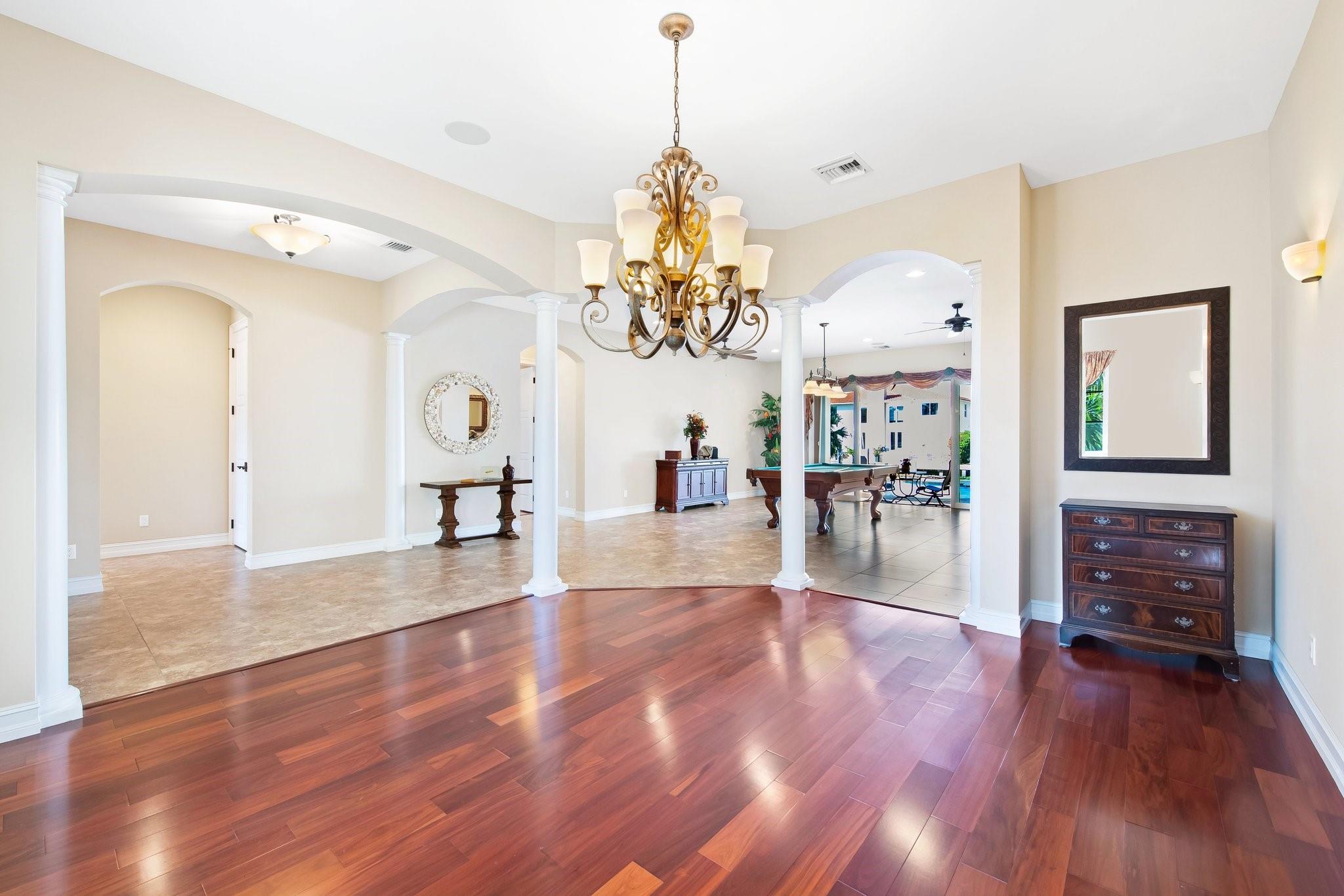 LAUDERDALE SURF & YACHT - Residential