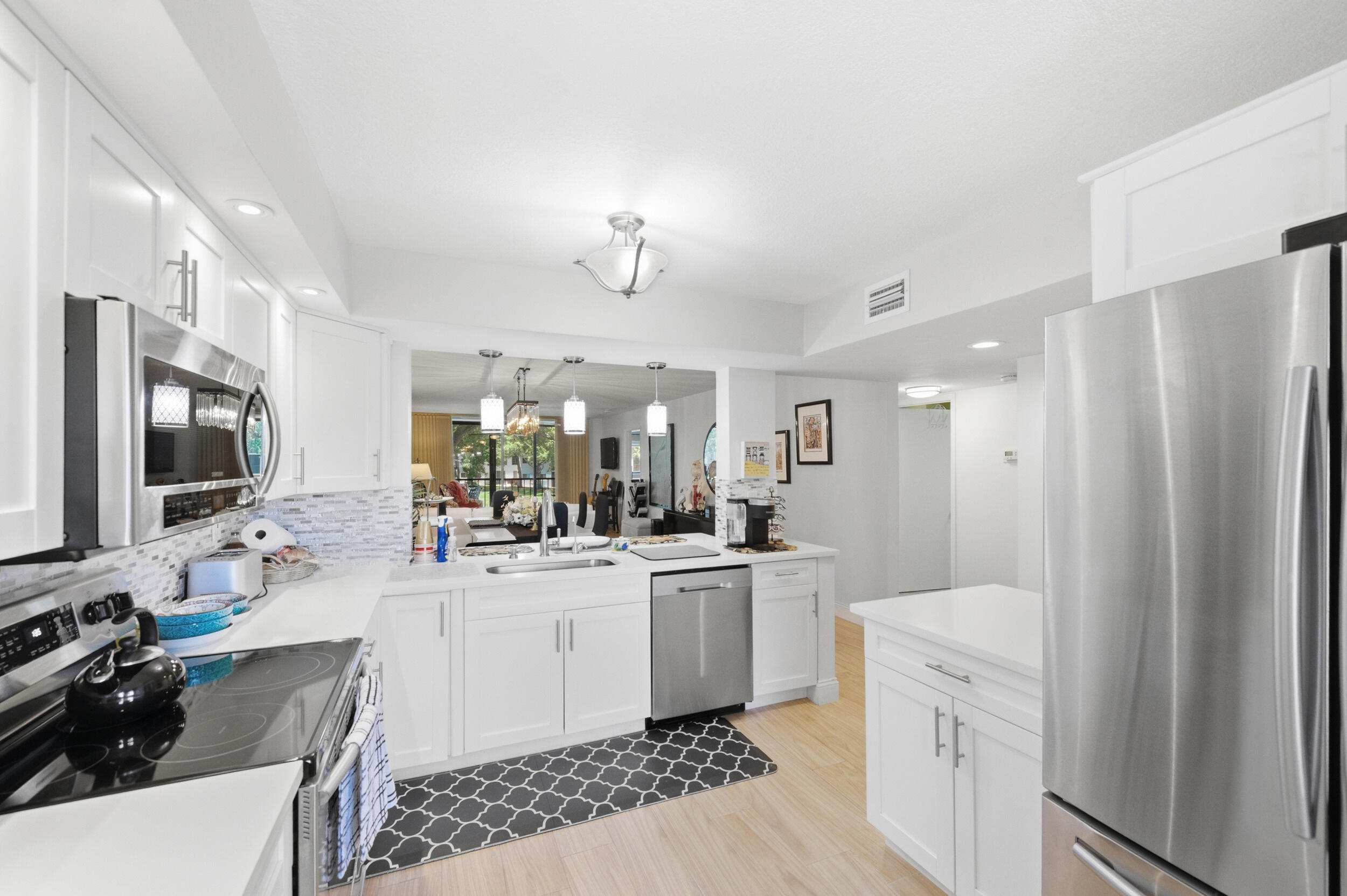15461 Pembridge Drive 207