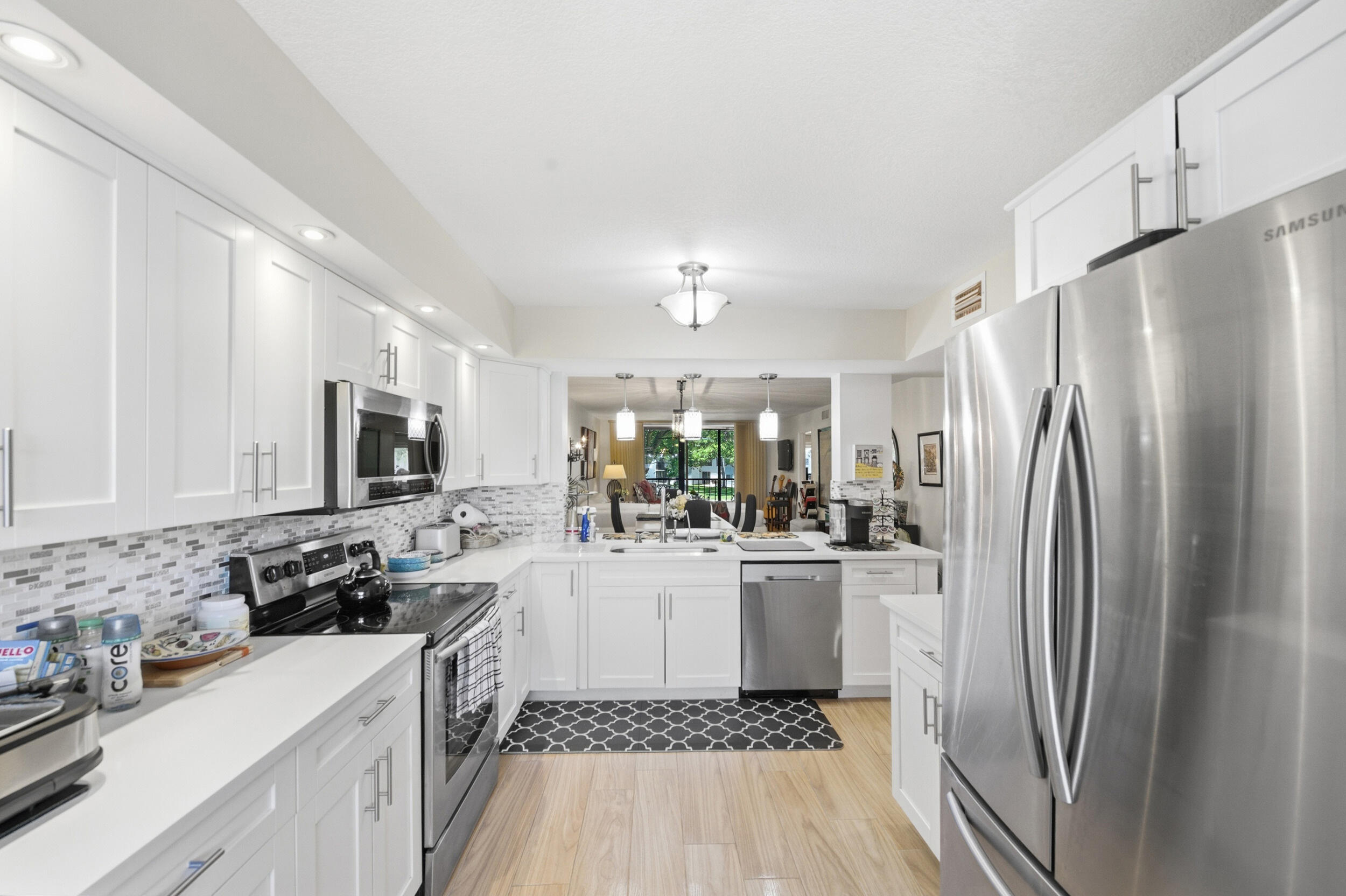 15461 Pembridge Drive 207