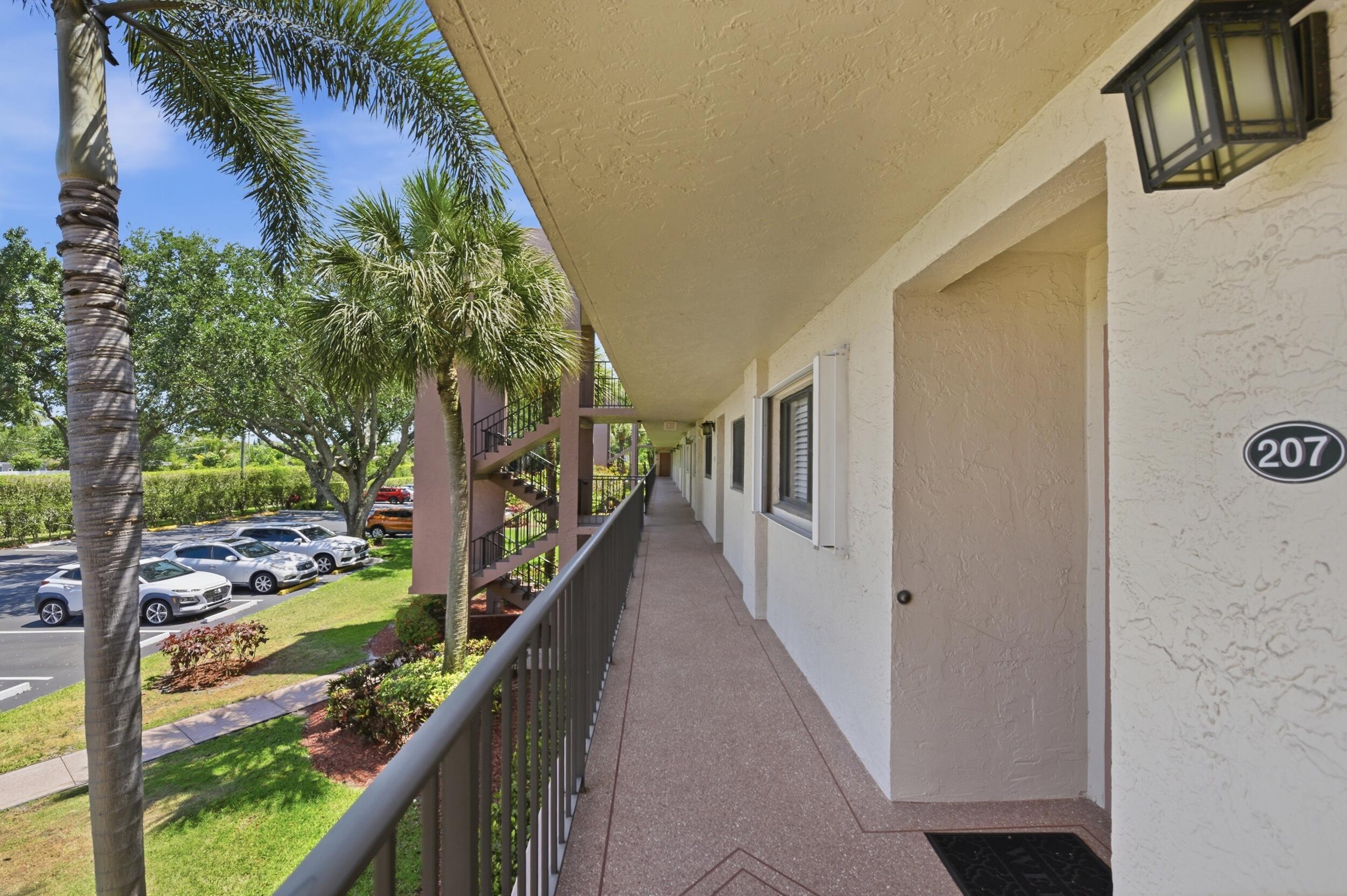 LAKES OF DELRAY - Residential
