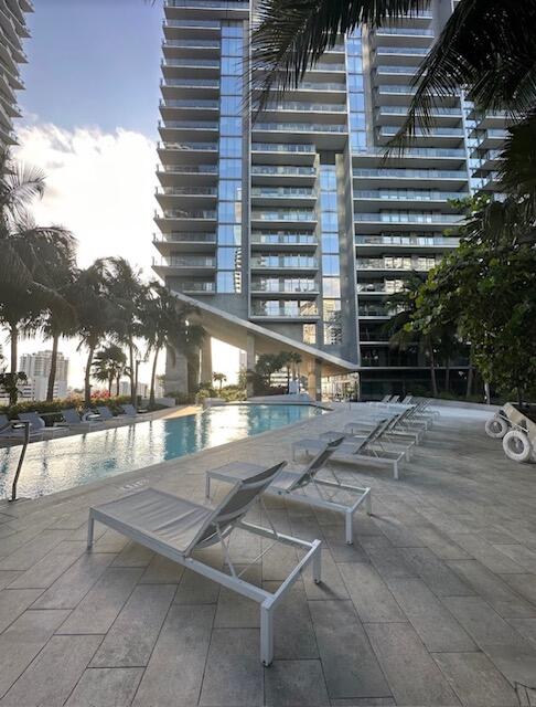 RISE CONDO - Residential Lease