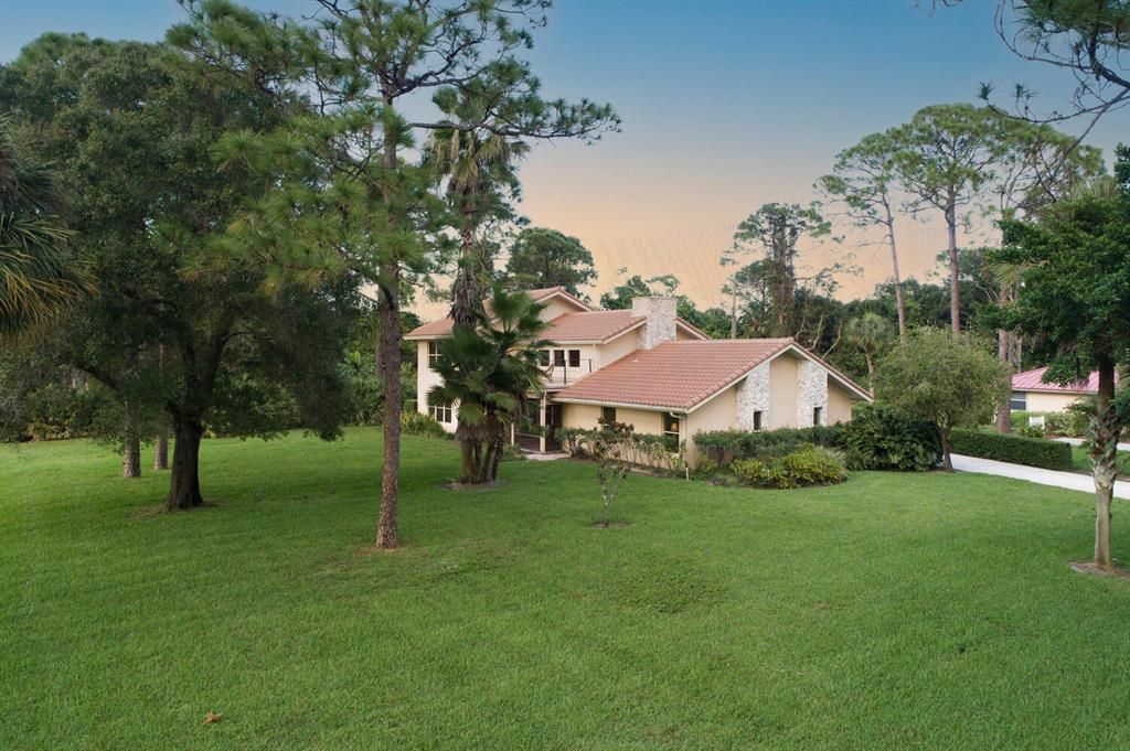 Photo of 3201 Bent Pine Drive, Fort Pierce, FL 34951 (MLS # R10761676)