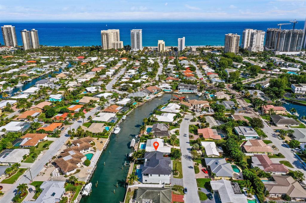 YACHT HARBOR MANOR - Residential