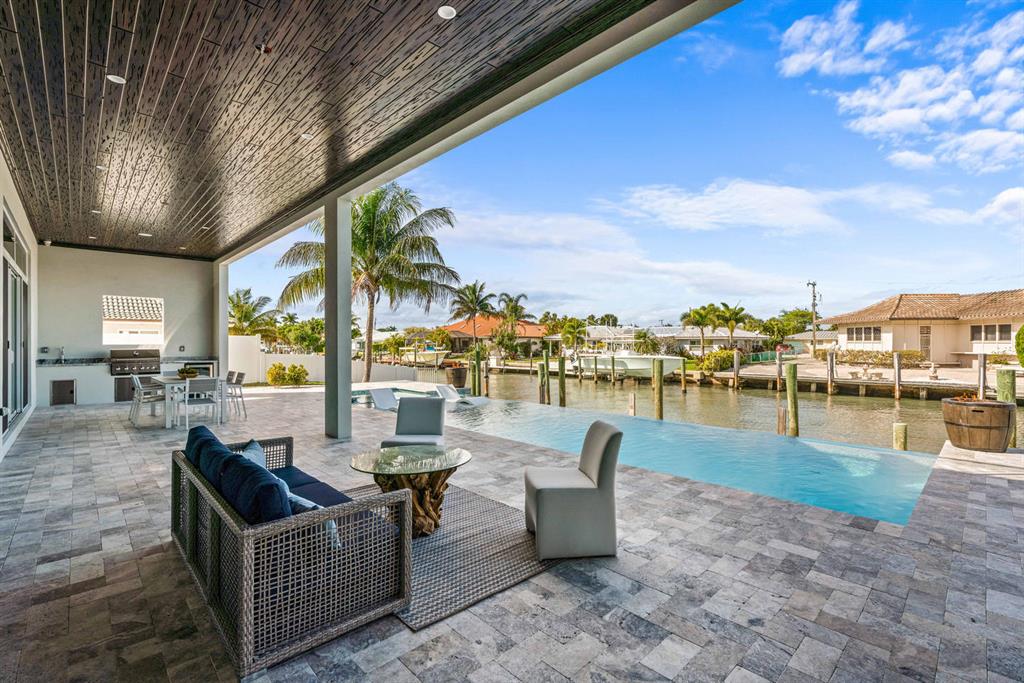 YACHT HARBOR MANOR - Residential