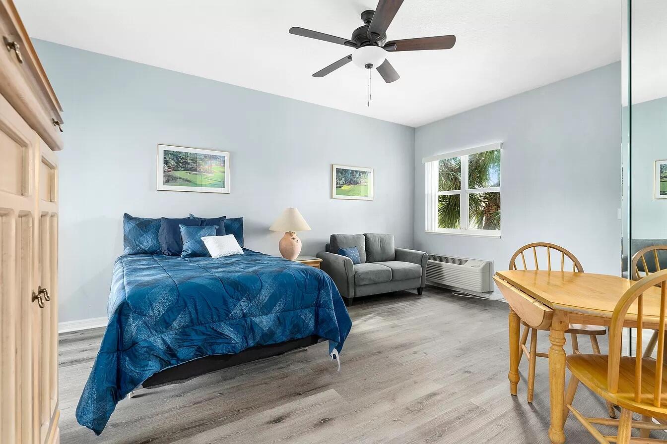 Studio in GOLF VILLAS II
