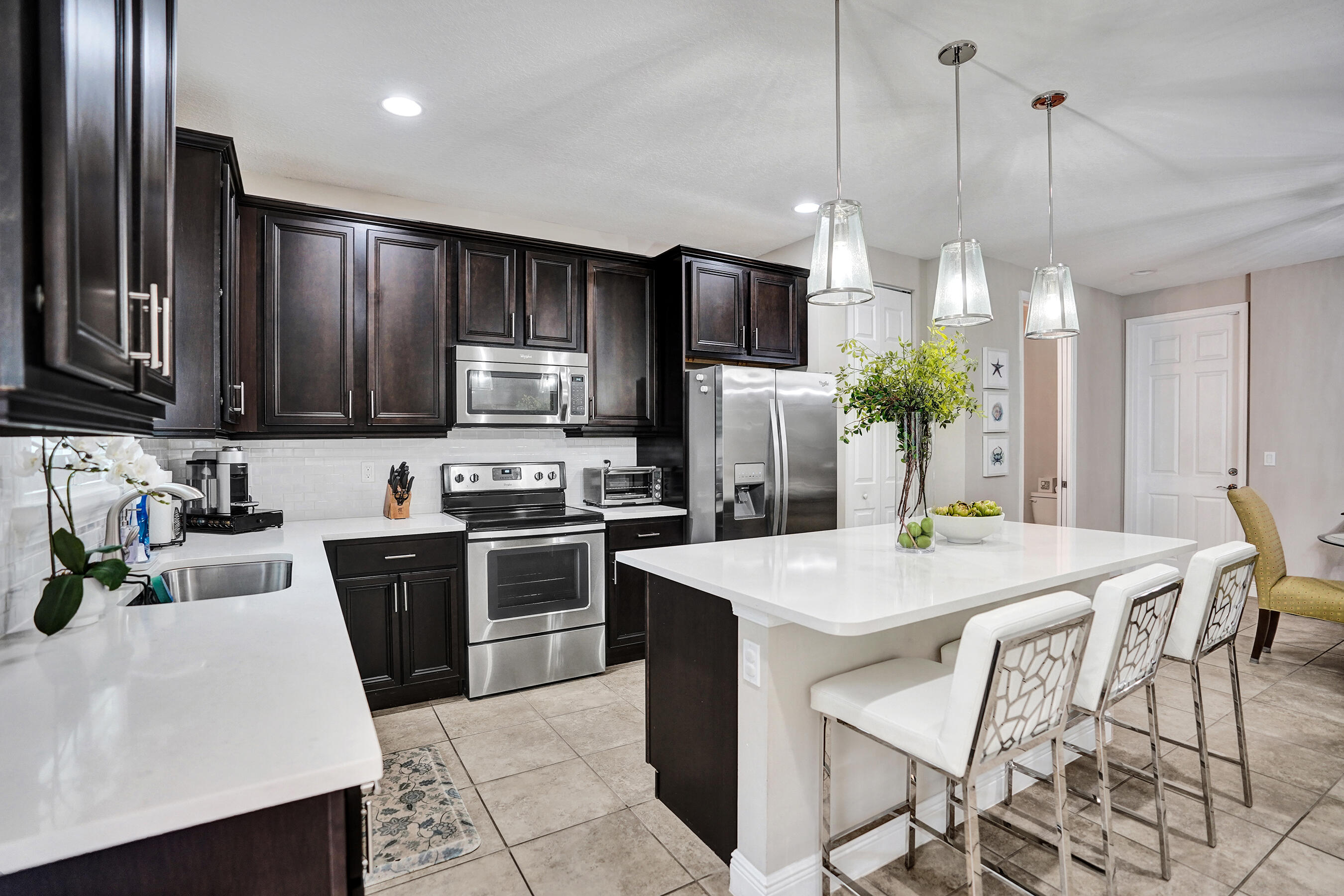 3115 Waterside Circle