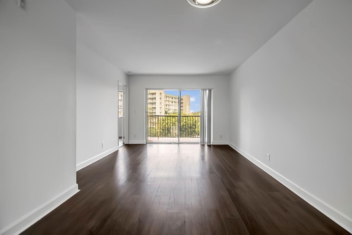 2230 N Cypress Bend Drive 504