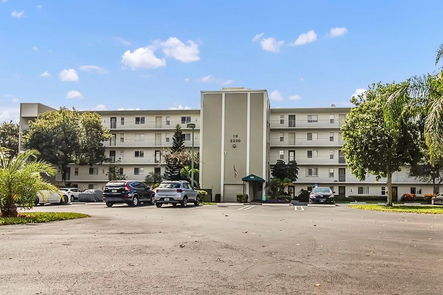 Welcome to Cypress Bend! This top-floor penthouse is vacant and ready for your personal touch. Freshly painted, newer laminate wood plank flooring and soon to feature brand-new impact windows and sliders installed prior to closing. The split 2-bedroom, 2-bath layout offers a full-size washer and dryer, open living spaces, and a screened balcony with south-facing views. Enjoy resort-style living with a pool, fitness center, pickleball and tennis courts, and clubhouse. Just a short walk to The Pomp — home to Topgolf, Harrah’s Casino, and a growing mix of restaurants and nightlife. A sleek, low-maintenance lifestyle in a prime location.