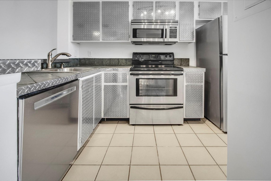 2230 N Cypress Bend Drive 504