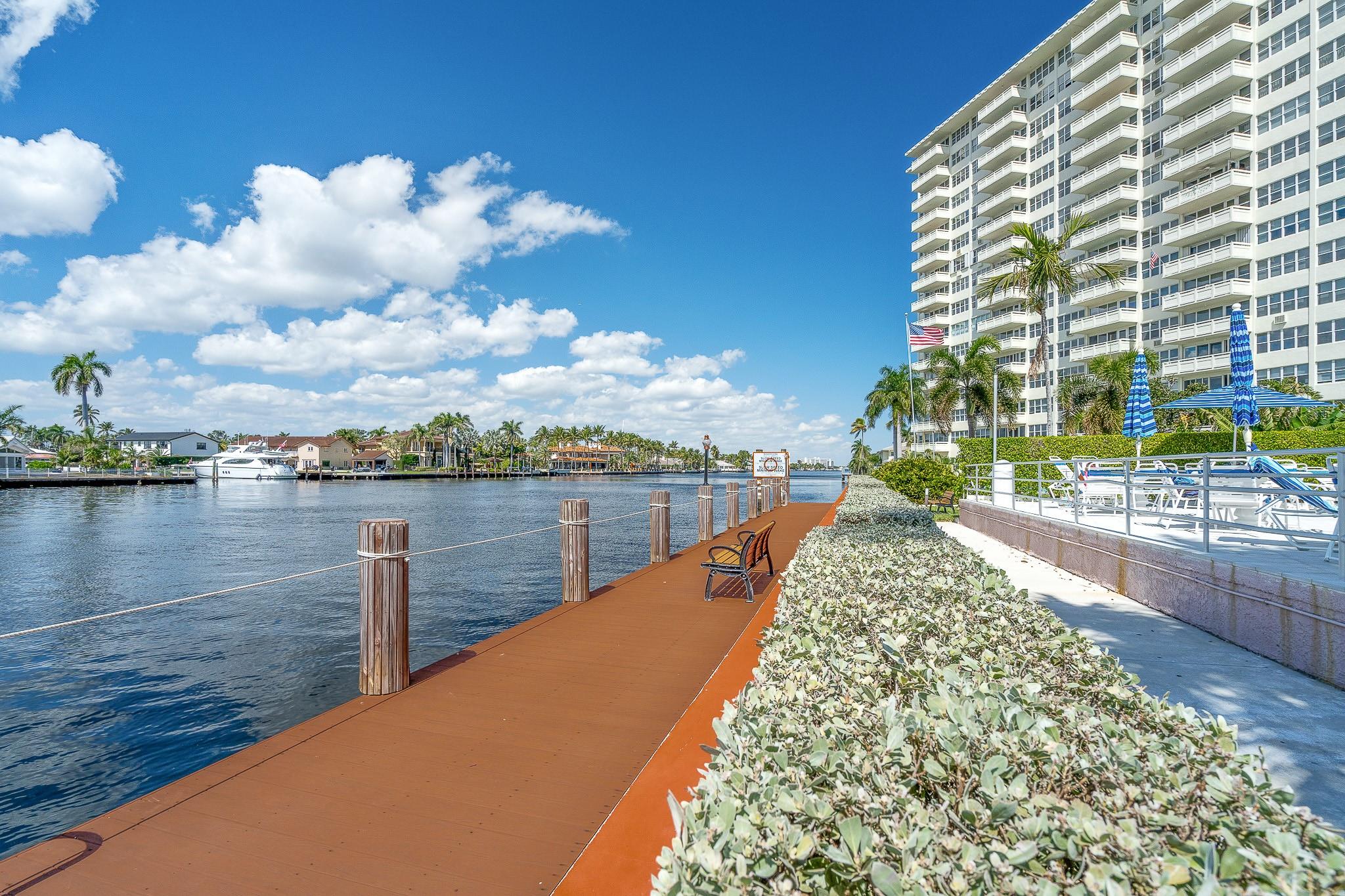 Coral Ridge Towers North - Residential