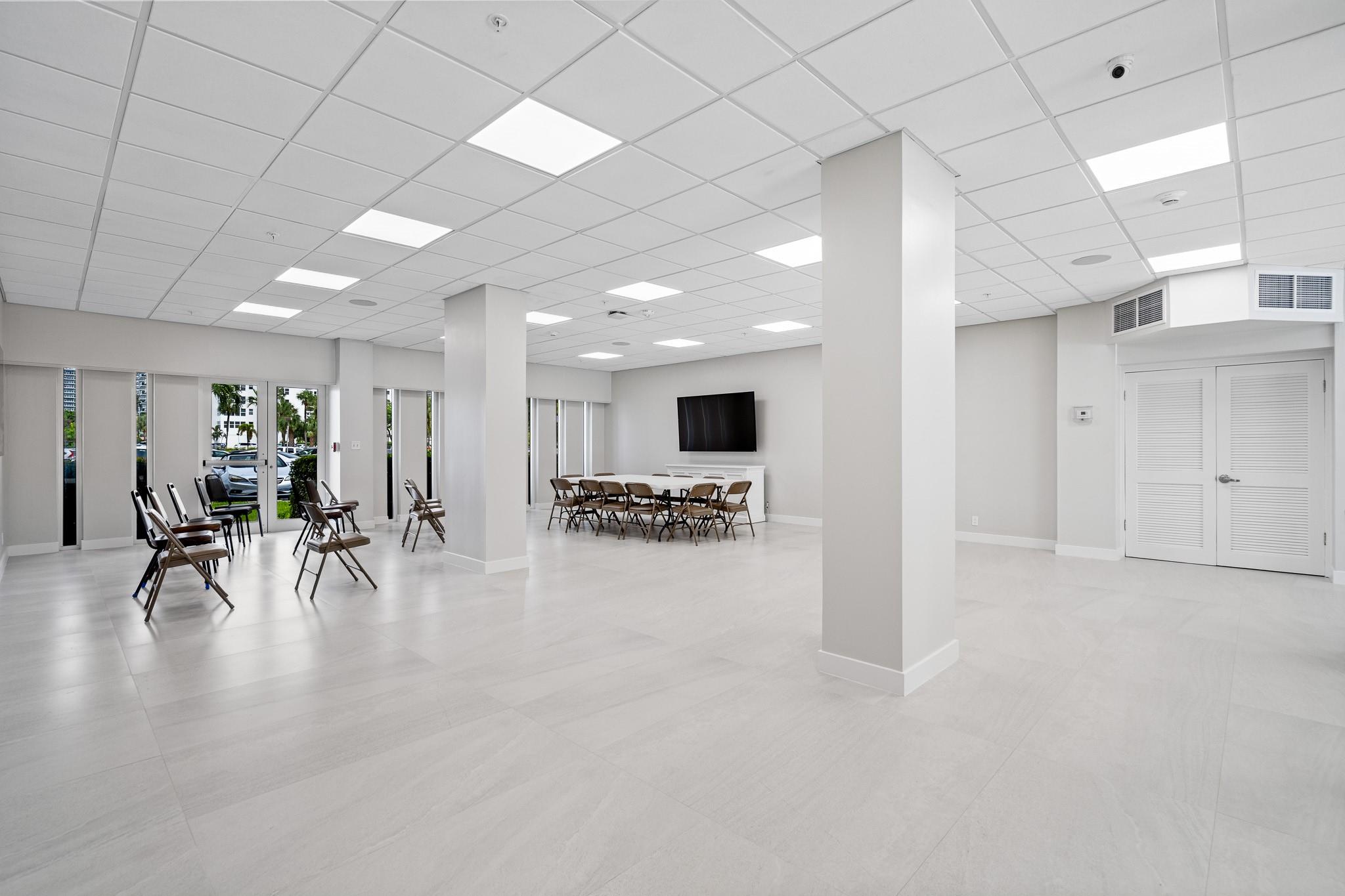 Coral Ridge Towers North - Residential