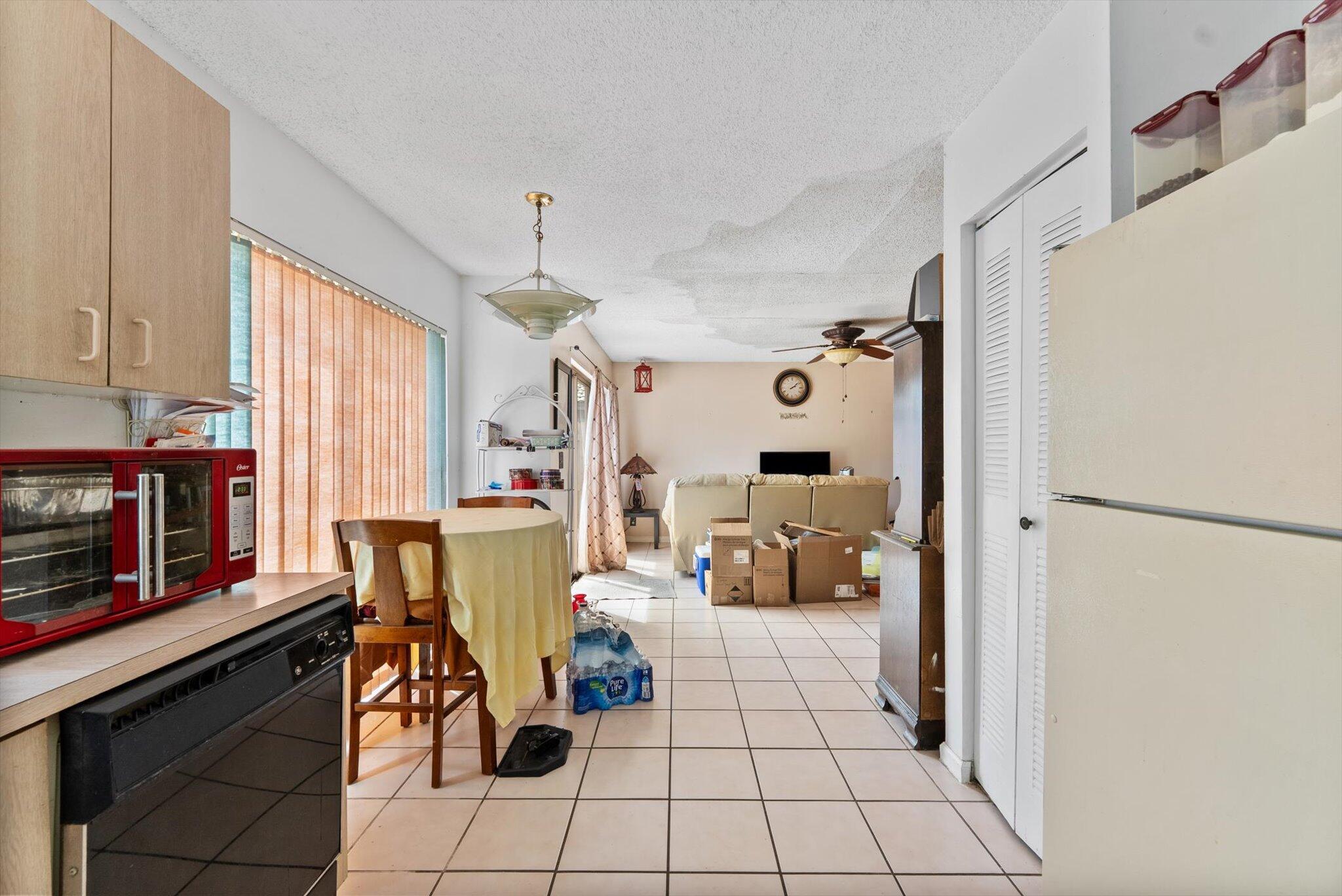 LANDINGS - Residential