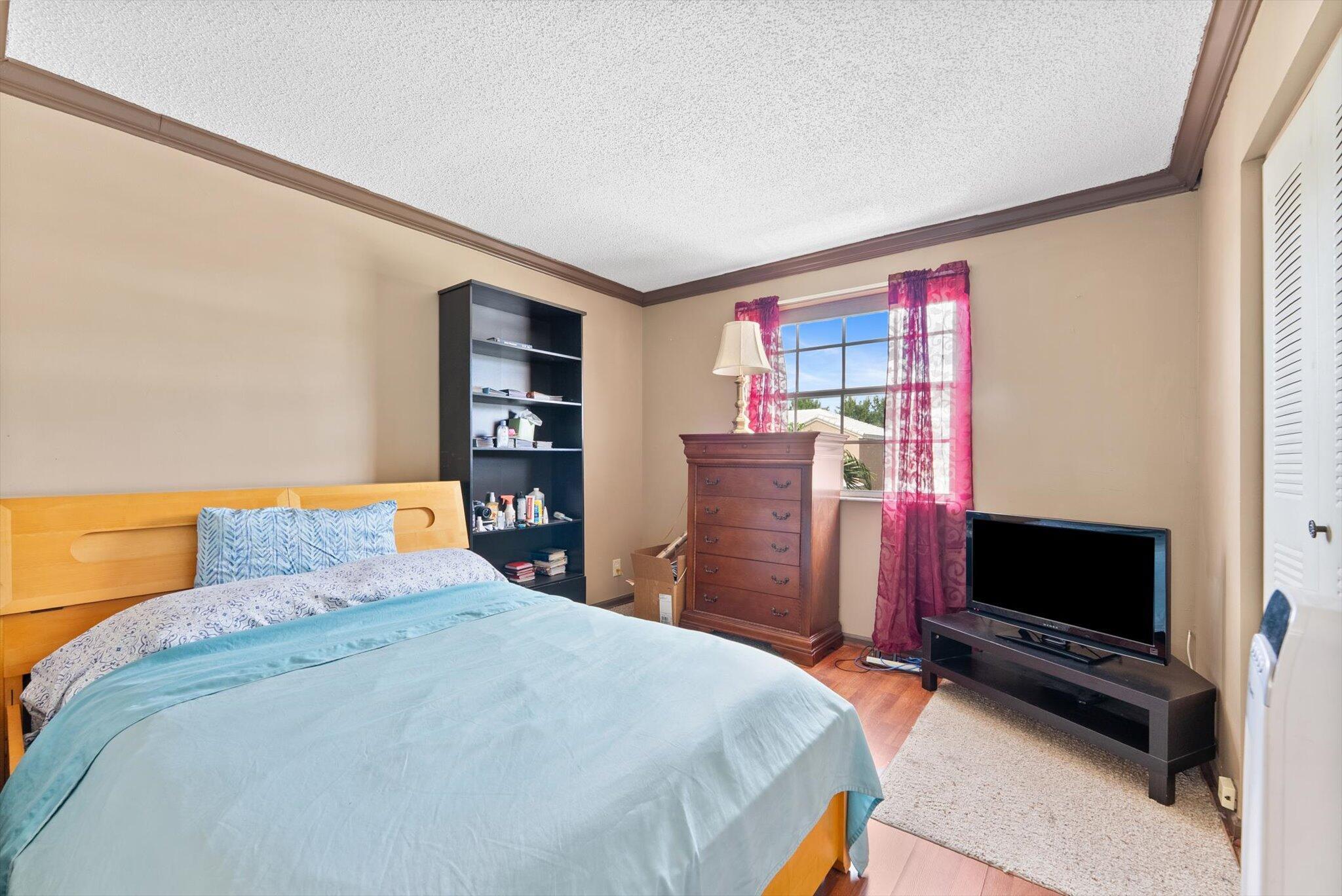 LANDINGS - Residential