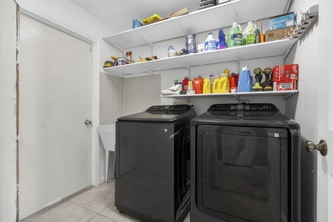 Tiny photo for 106 Segovia Court, Royal Palm Beach, FL 33411 (MLS # B26033994)