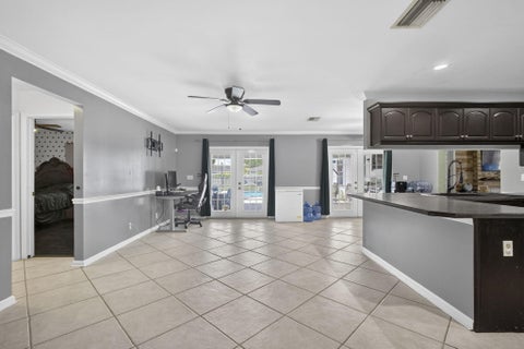 Tiny photo for 106 Segovia Court, Royal Palm Beach, FL 33411 (MLS # B26033994)