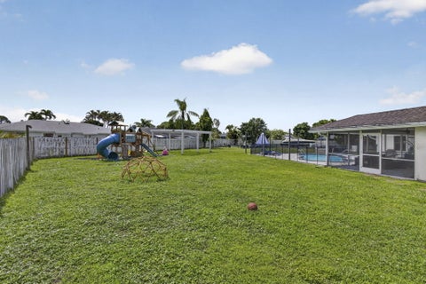 Tiny photo for 106 Segovia Court, Royal Palm Beach, FL 33411 (MLS # B26033994)