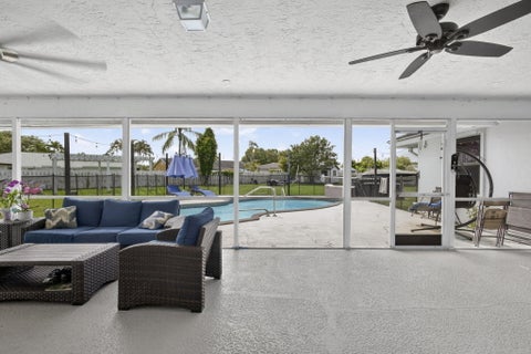 Tiny photo for 106 Segovia Court, Royal Palm Beach, FL 33411 (MLS # B26033994)