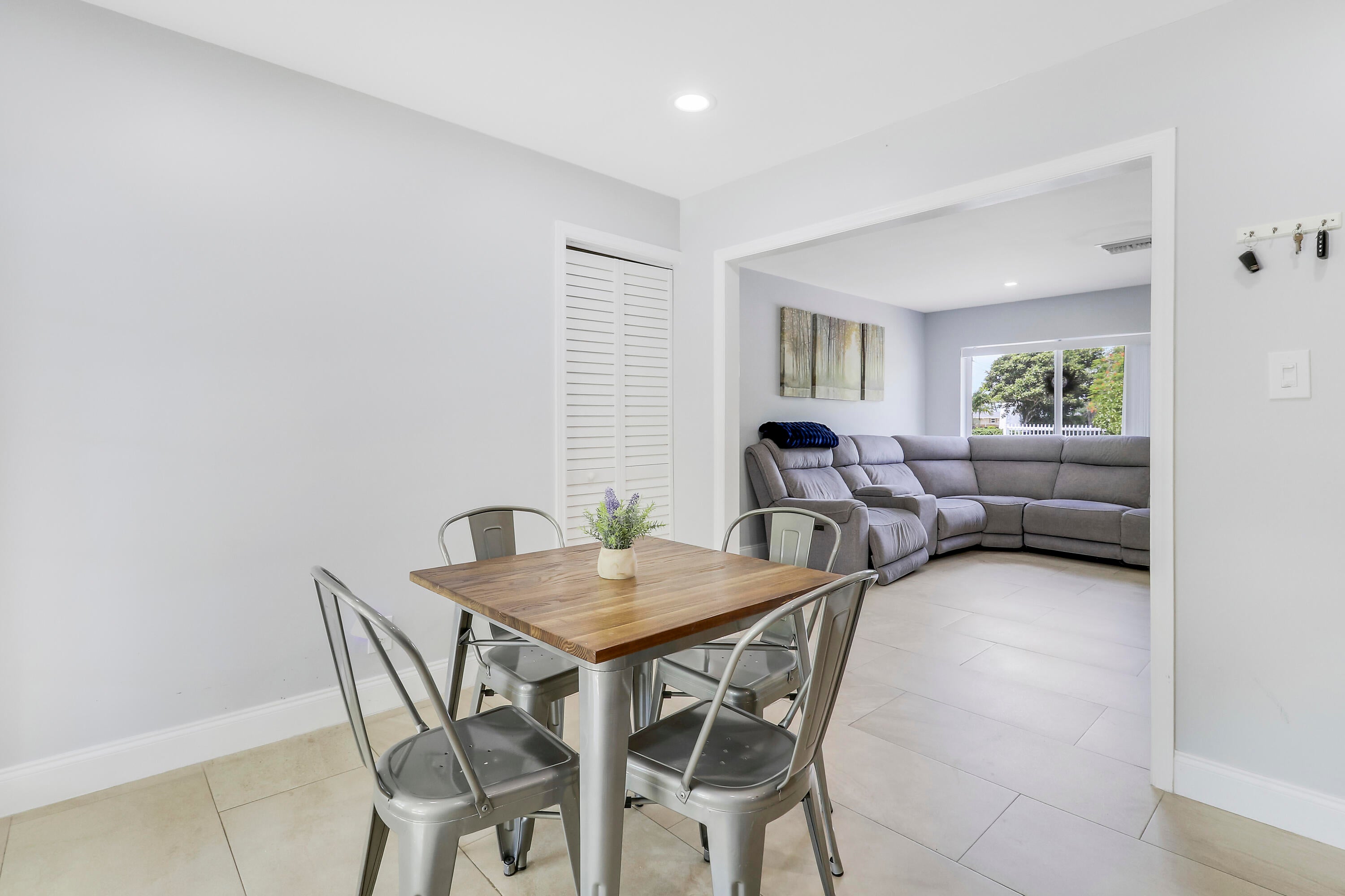 2488 Pineway Drive