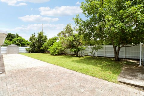 Tiny photo for 2488 Pineway Drive, West Palm Beach, FL 33415 (MLS # B26054093)