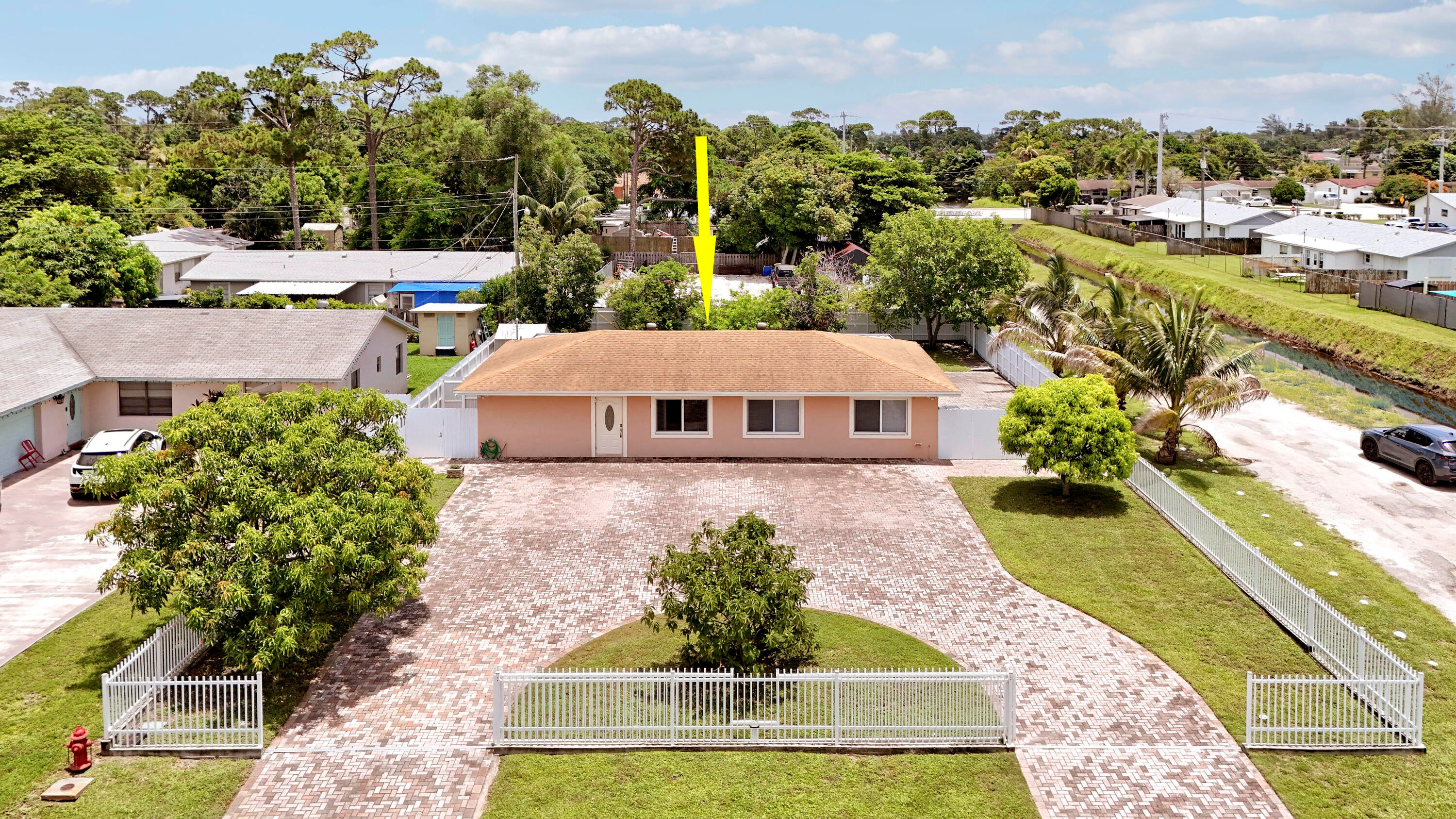 2488 Pineway Drive