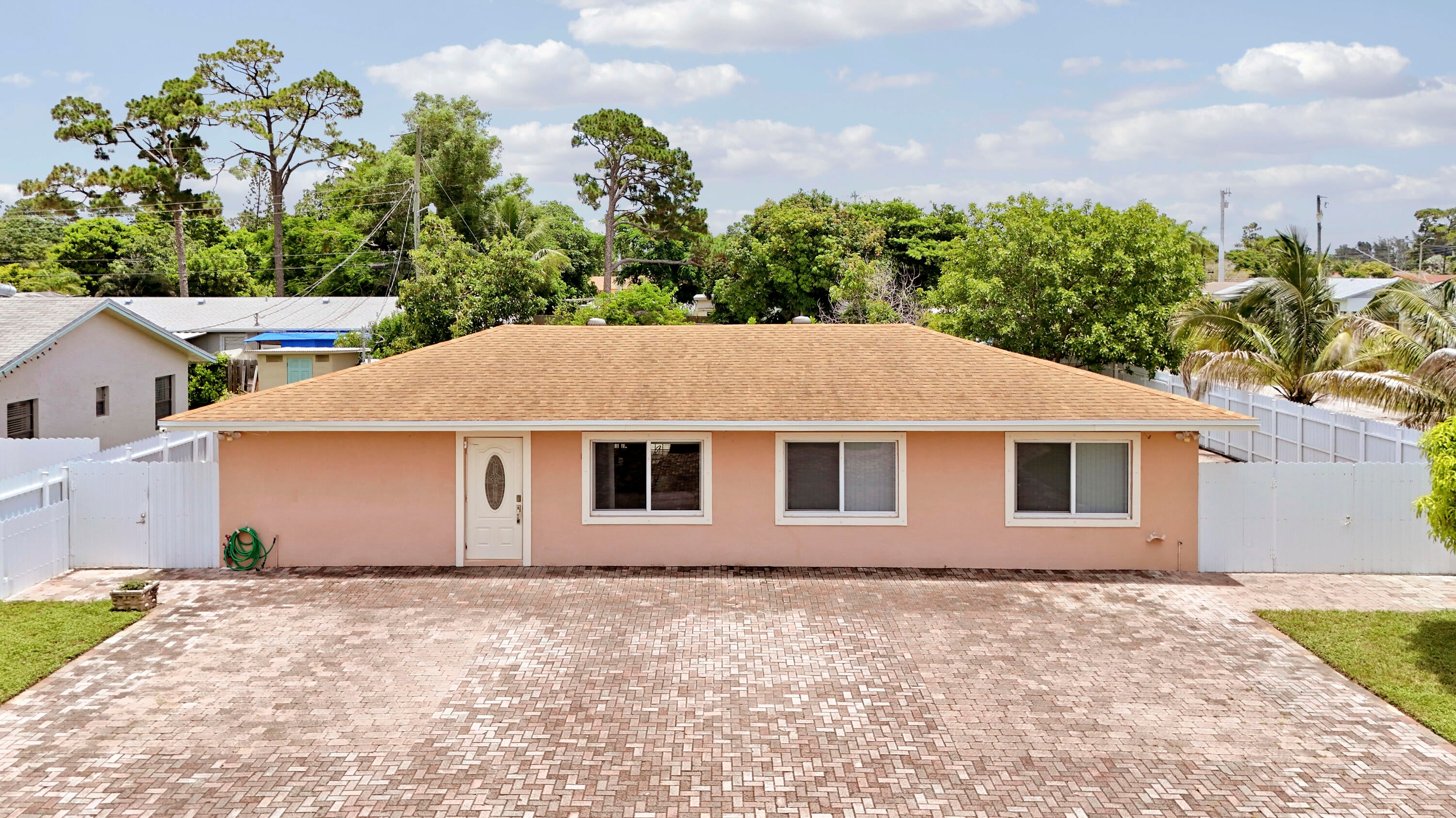 2488 Pineway Drive