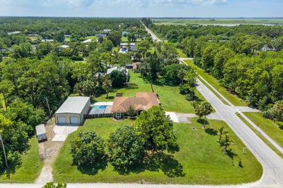 17970 91ST Place N The Acreage FL 33470