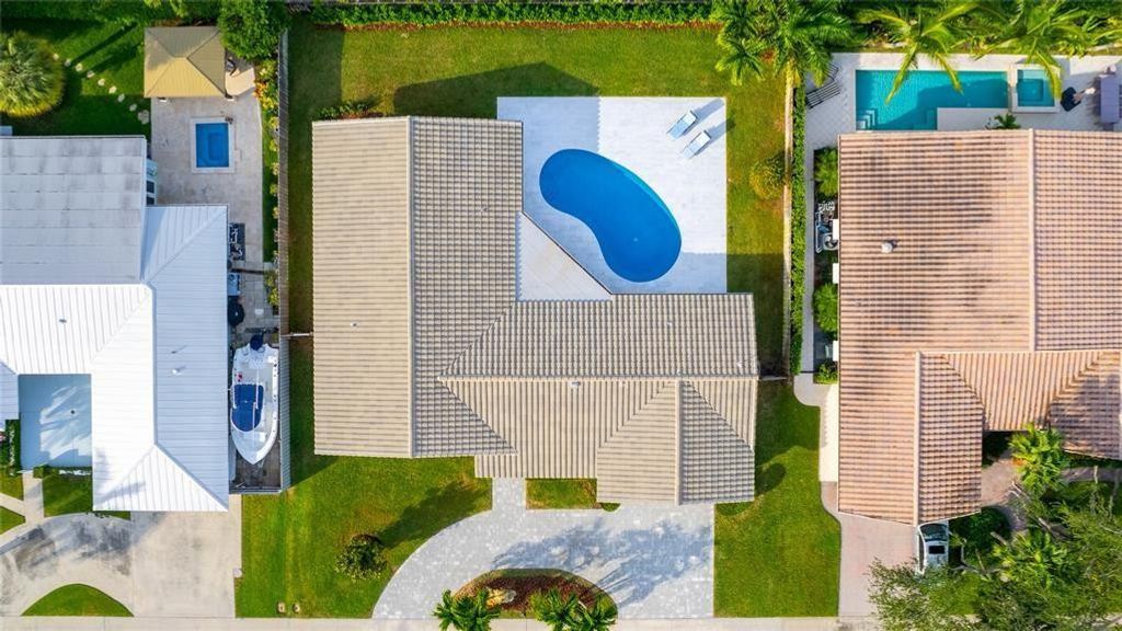 Photo of 737 SW 7th Street, Boca Raton, FL 33486 (MLS # F10449745)