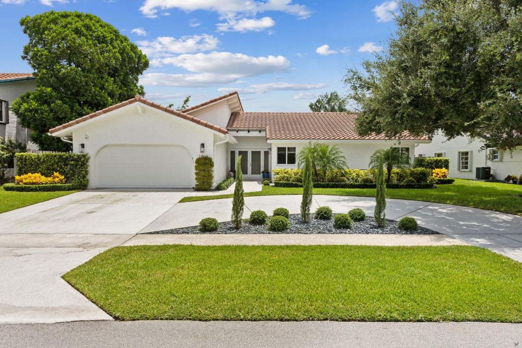 Photo of 1560 SW 19th Street, Boca Raton, FL 33486 (MLS # R11007948)