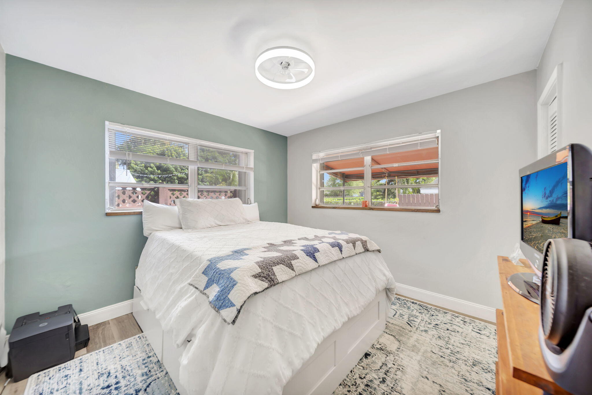 LLOYD ESTATES ADD CORR PLAT - Residential