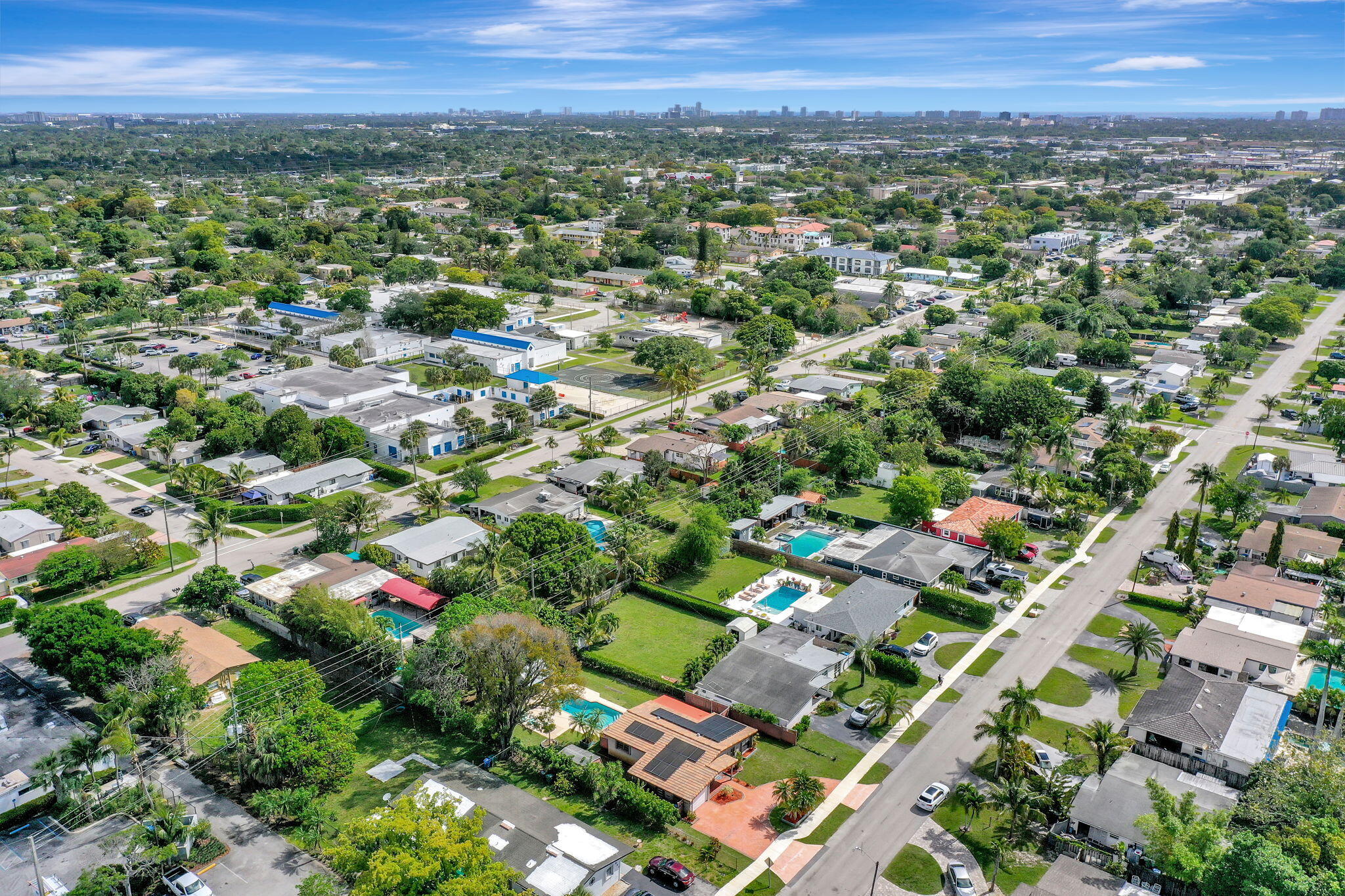 LLOYD ESTATES ADD CORR PLAT - Residential