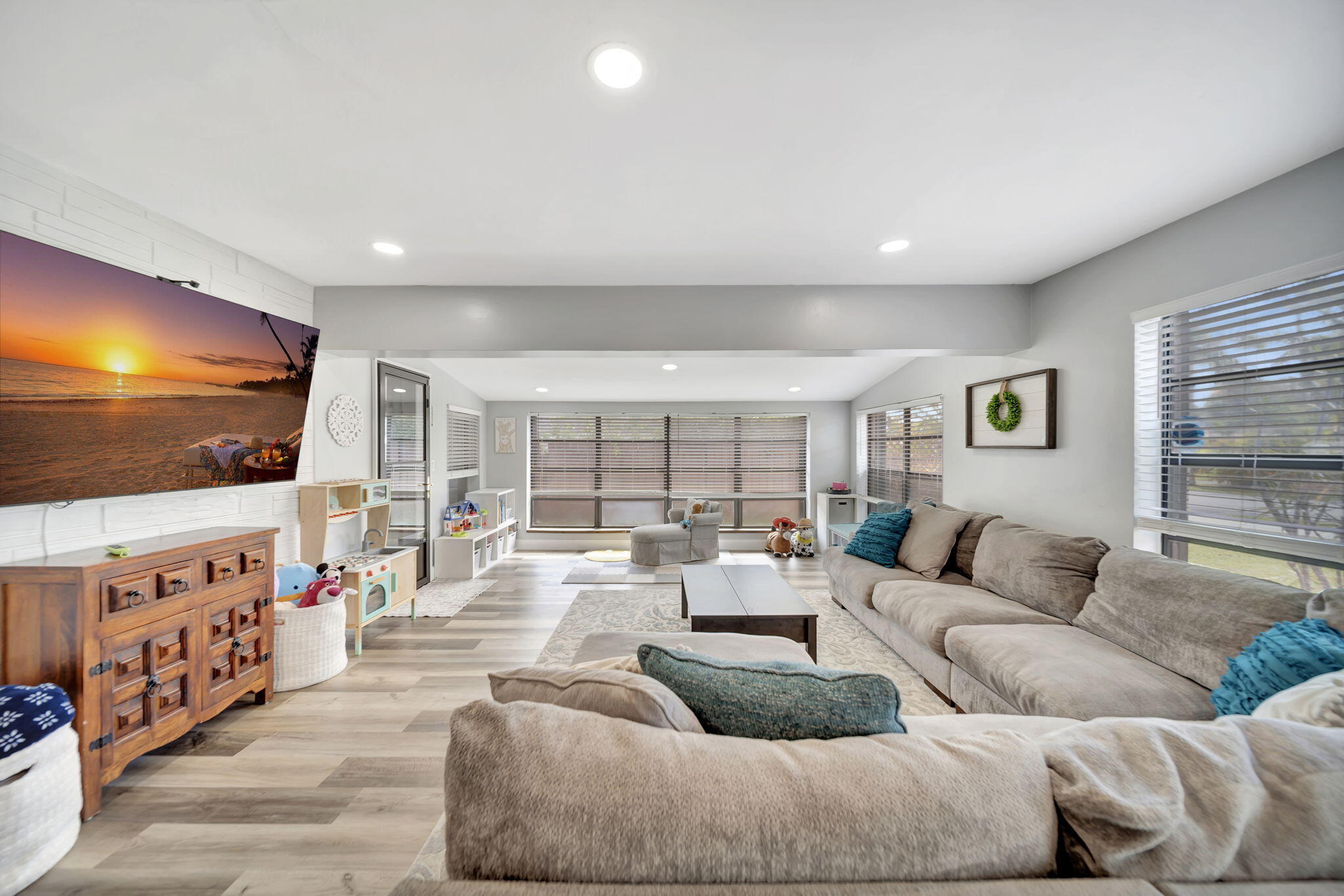 LLOYD ESTATES ADD CORR PLAT - Residential