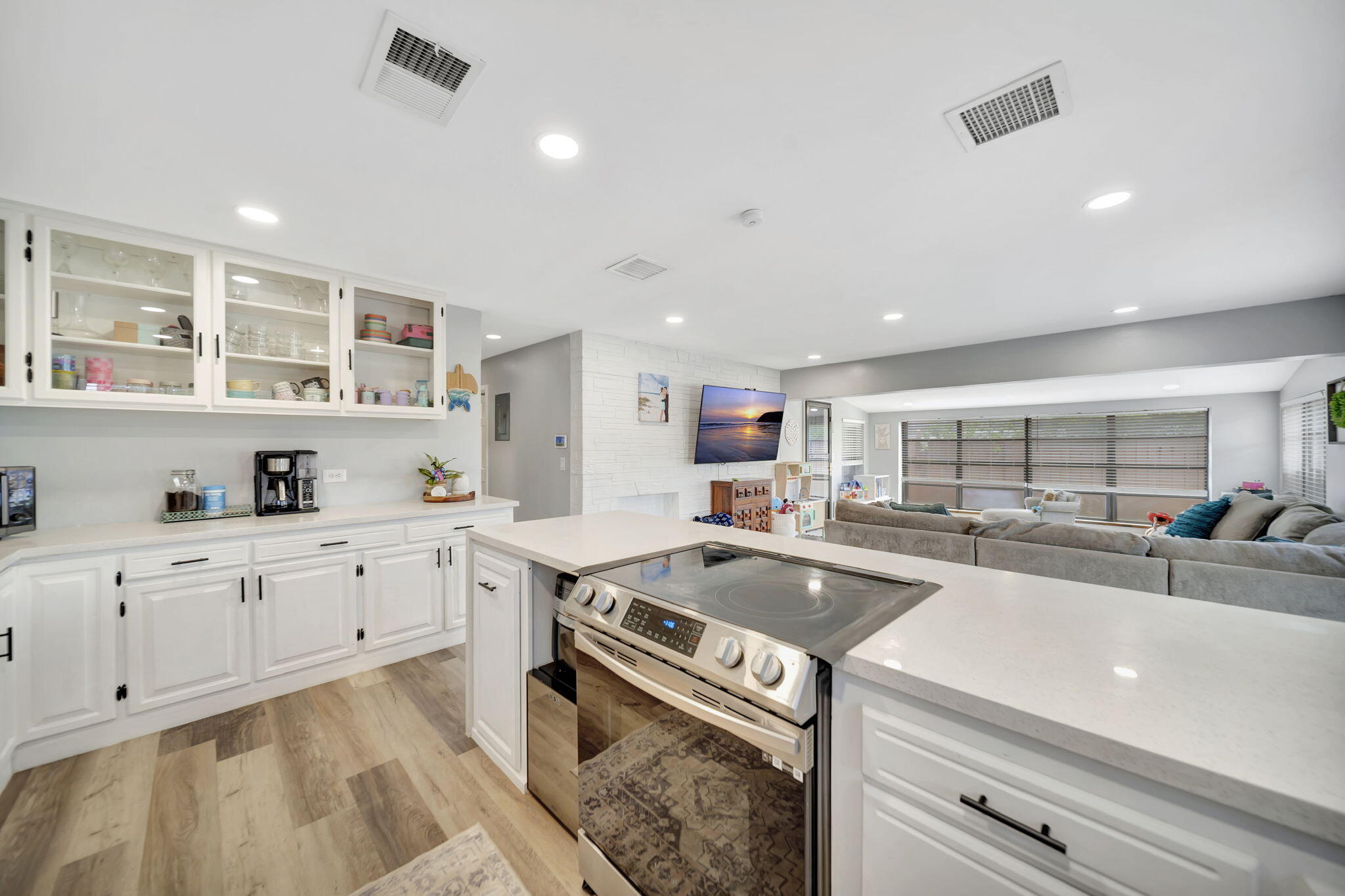 LLOYD ESTATES ADD CORR PLAT - Residential