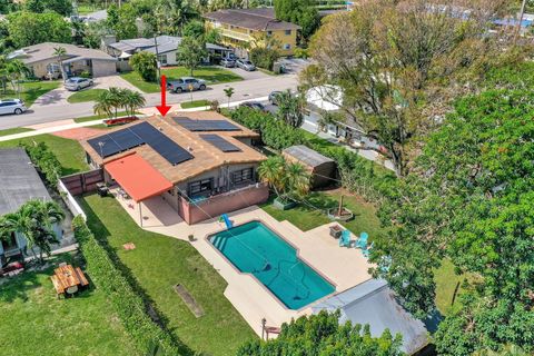 831 NW 39th Street Oakland Park FL 33309