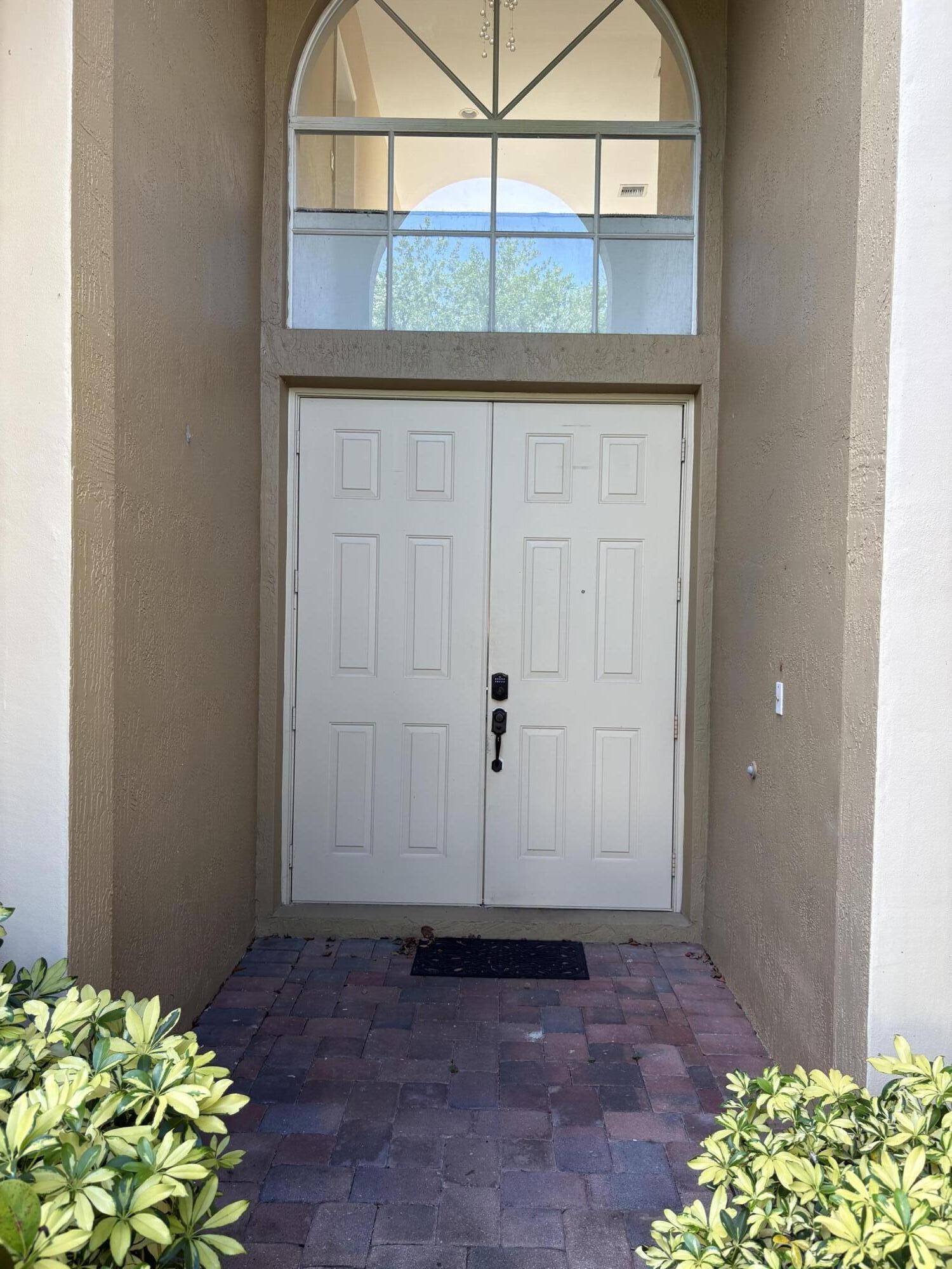 5719 Place Lake Drive